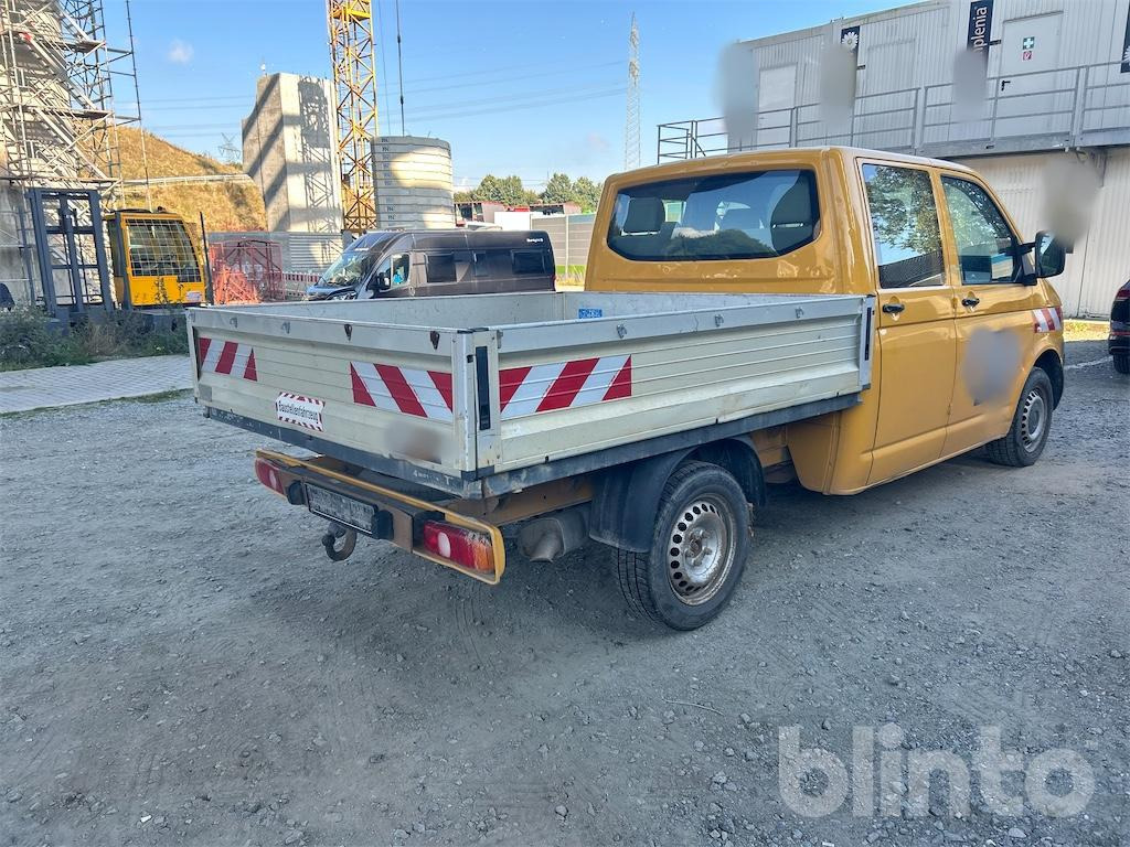 Volkswagen T5 (2010) - Open body delivery van, Combi van: picture 3 Volkswagen T5 (2010) - Open body delivery van, Combi van: picture 3