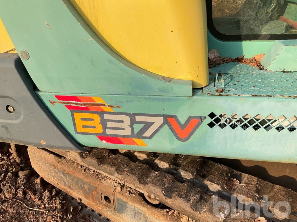 Yanmar B37V - Mini excavator: picture 4 Yanmar B37V - Mini excavator: picture 4