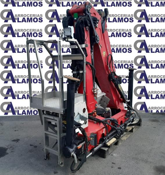 PALFINGER EPSILON PALFINGER C70Z73 - Truck mounted crane: picture 1 PALFINGER EPSILON PALFINGER C70Z73 - Truck mounted crane: picture 1