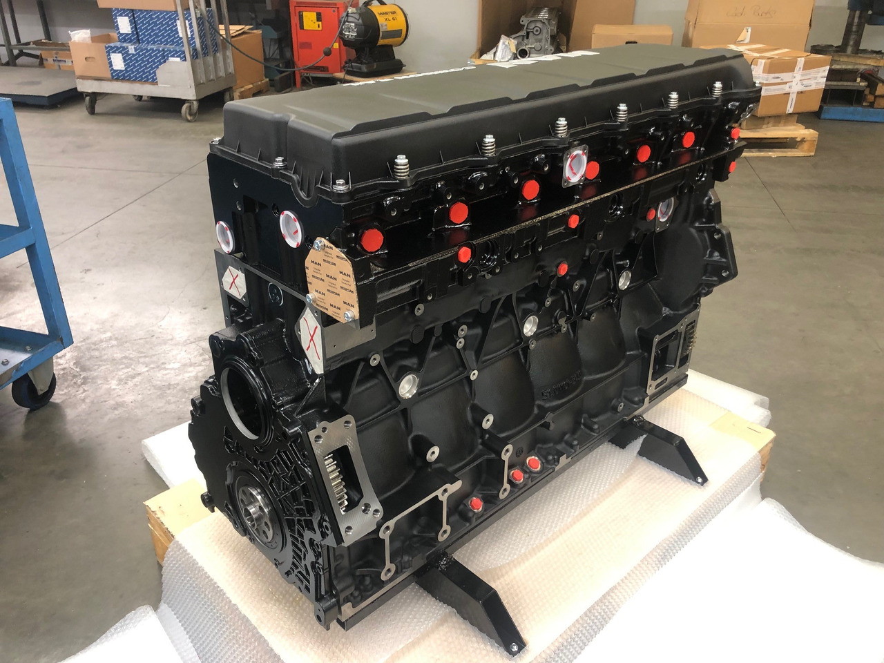 LONGBLOCK MAN D2066 EURO 6 (bus) - Cylinder block for Bus: picture 3 LONGBLOCK MAN D2066 EURO 6 (bus) - Cylinder block for Bus: picture 3
