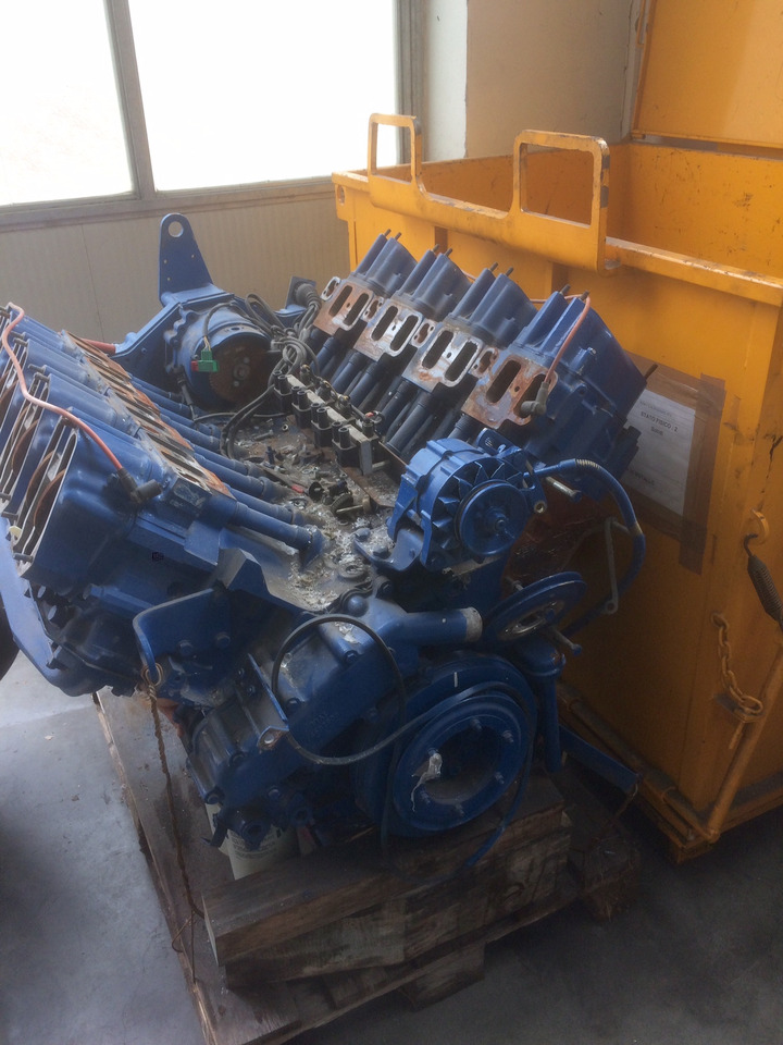 MOTORE FIAT 8280.02 COMPLETO - USO RICAMBI - Engine: picture 1 MOTORE FIAT 8280.02 COMPLETO - USO RICAMBI - Engine: picture 1