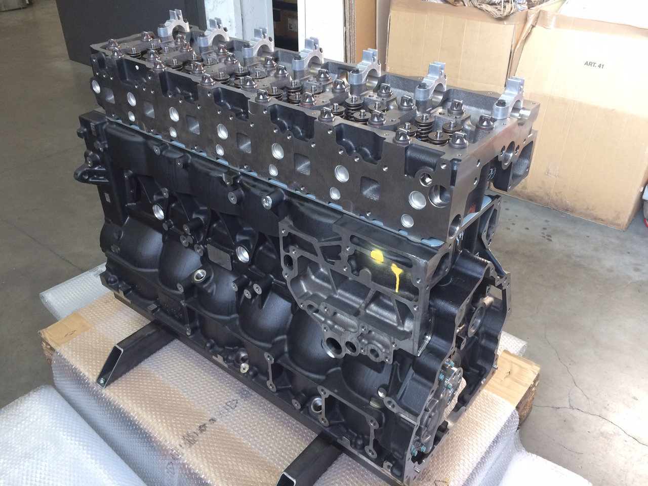 MOTORE MAN D2676 LOH31 - 480CV - EURO 6 - MOTORE AUTOBUS VERTICALE - Engine for Bus: picture 1 MOTORE MAN D2676 LOH31 - 480CV - EURO 6 - MOTORE AUTOBUS VERTICALE - Engine for Bus: picture 1
