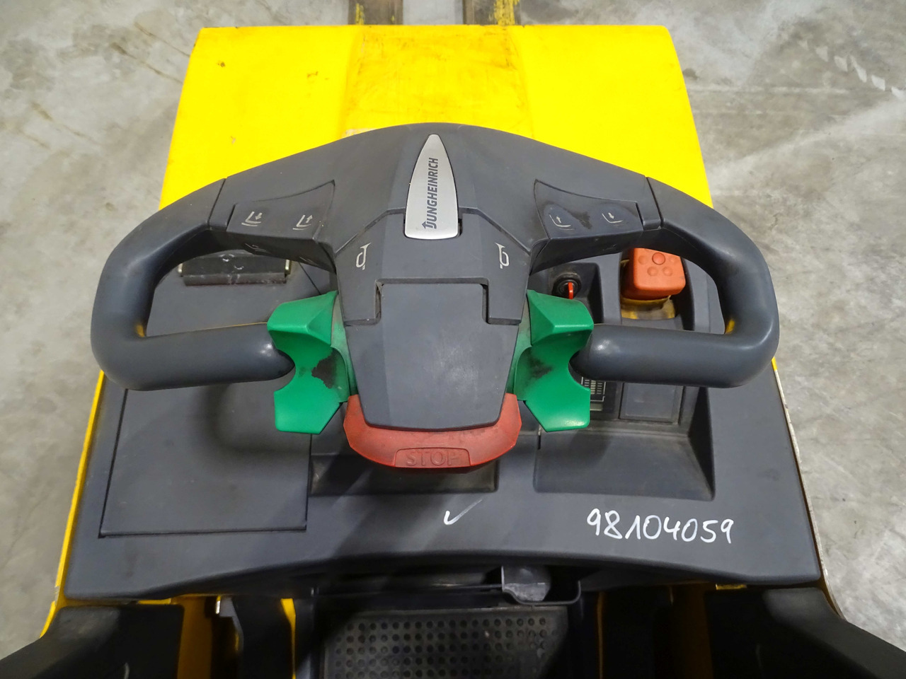 Jungheinrich ERE225/2400MM - Pallet truck: picture 3 Jungheinrich ERE225/2400MM - Pallet truck: picture 3