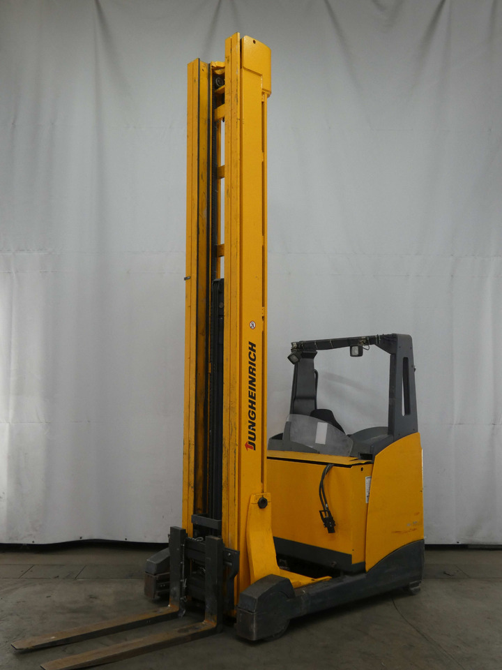 Jungheinrich ETV325 - Reach truck: picture 1 Jungheinrich ETV325 - Reach truck: picture 1