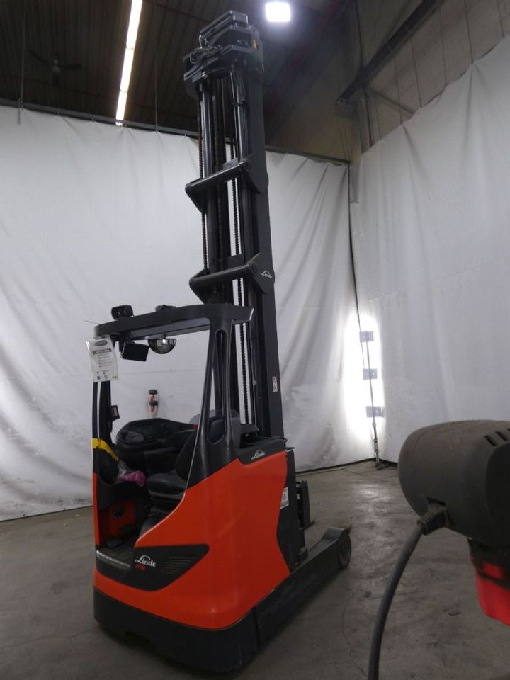 LINDE R16HD - Reach truck: picture 2 LINDE R16HD - Reach truck: picture 2