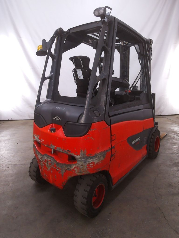 Linde E30HL-01/600 - Electric forklift: picture 2 Linde E30HL-01/600 - Electric forklift: picture 2