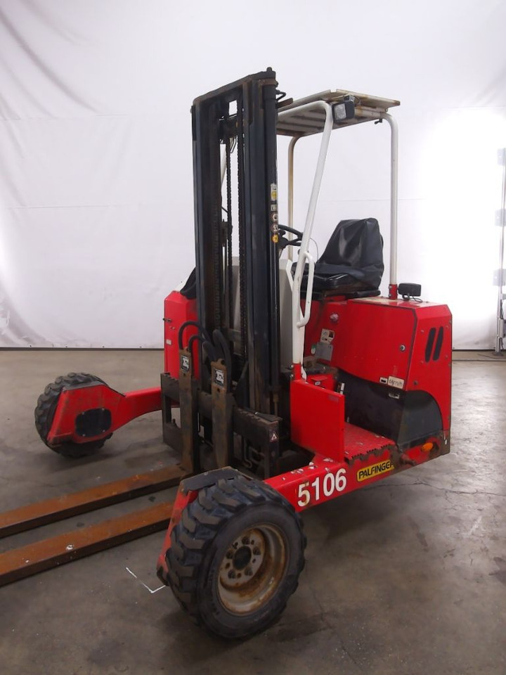 Palfinger PALFINGERF3-203PX - Diesel forklift: picture 1 Palfinger PALFINGERF3-203PX - Diesel forklift: picture 1