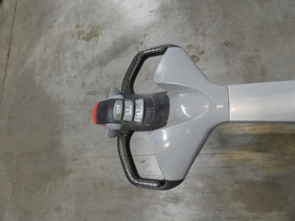 STILL EXV12 - Stacker: picture 3 STILL EXV12 - Stacker: picture 3