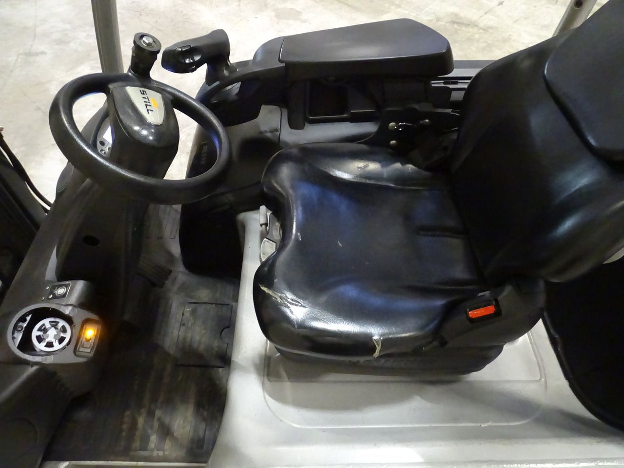 STILL RX20-18 - Electric forklift: picture 3 STILL RX20-18 - Electric forklift: picture 3