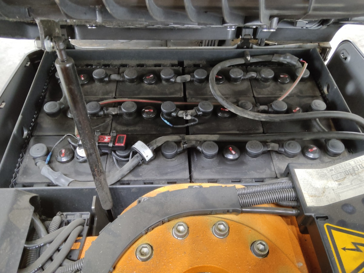 STILL RX50-16 - Electric forklift: picture 4 STILL RX50-16 - Electric forklift: picture 4