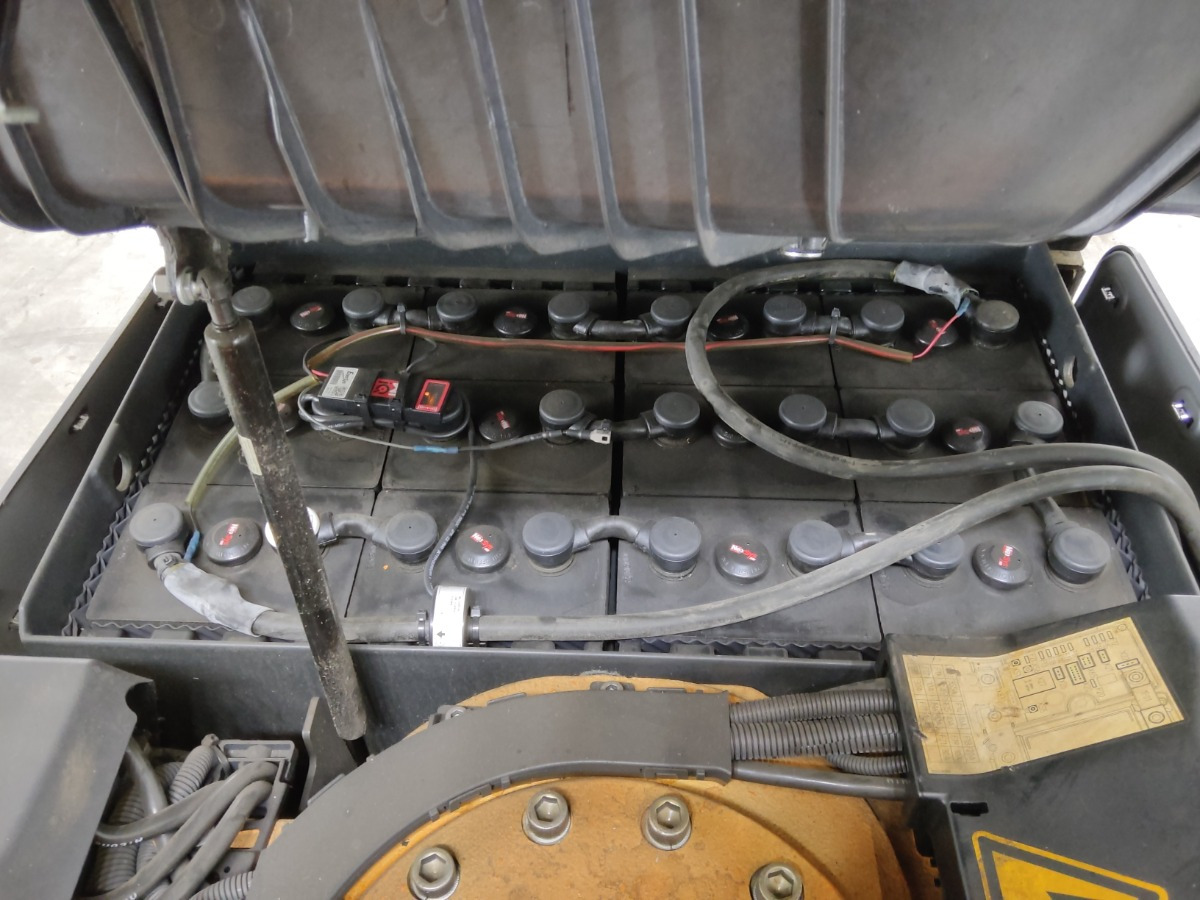 STILL RX50-16 - Electric forklift: picture 4 STILL RX50-16 - Electric forklift: picture 4