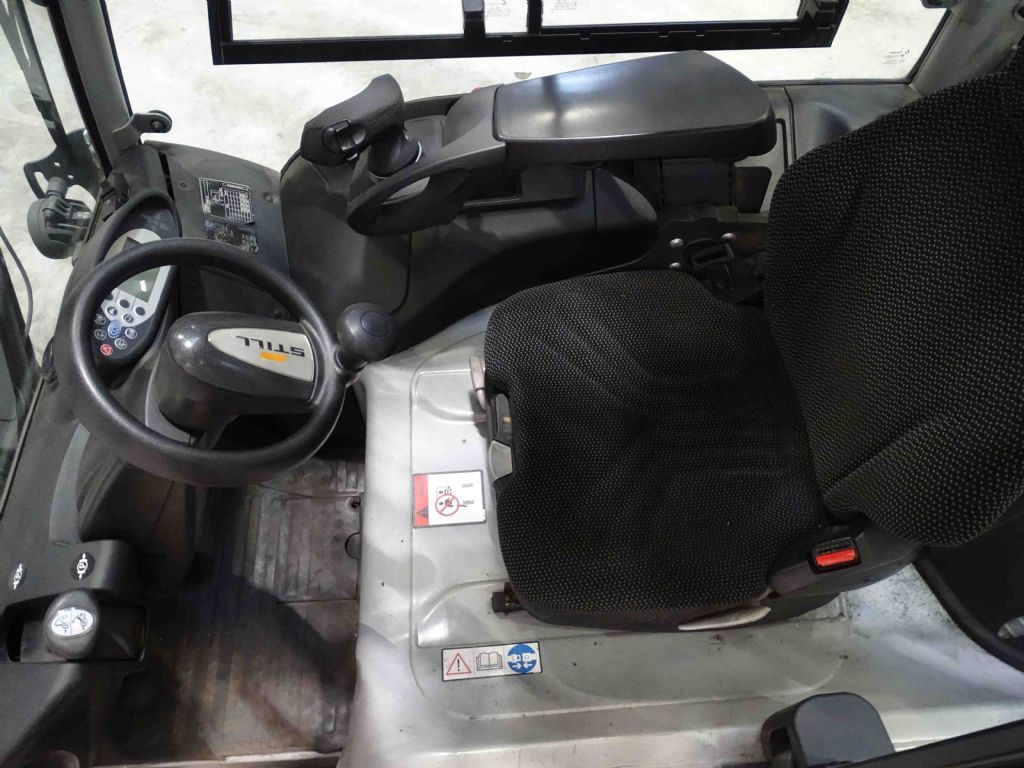 STILL RX60-25 - Electric forklift: picture 3 STILL RX60-25 - Electric forklift: picture 3