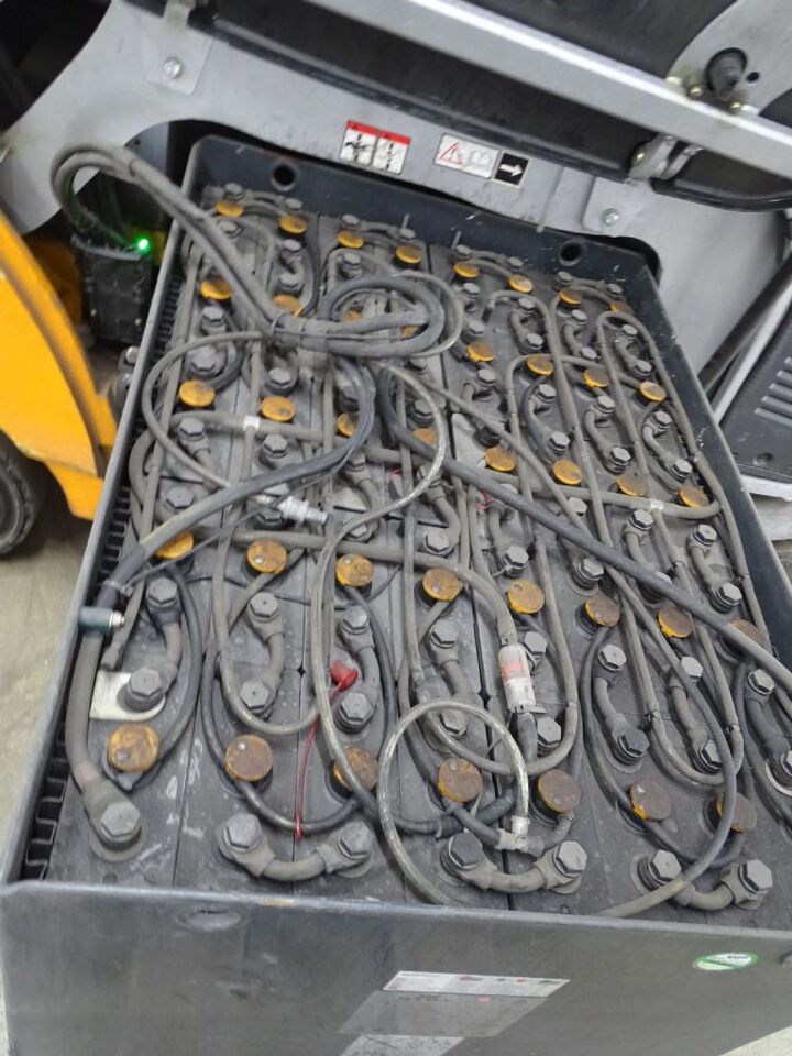 STILL RX60-30 - Electric forklift: picture 4 STILL RX60-30 - Electric forklift: picture 4