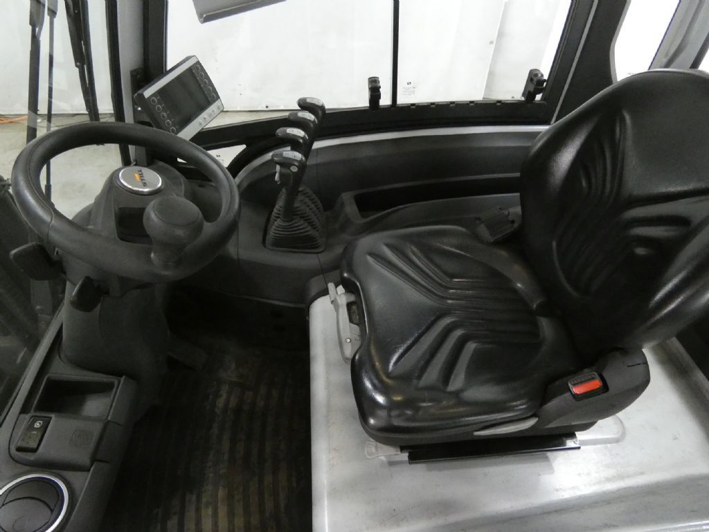 STILL RX60-30L - Electric forklift: picture 3 STILL RX60-30L - Electric forklift: picture 3