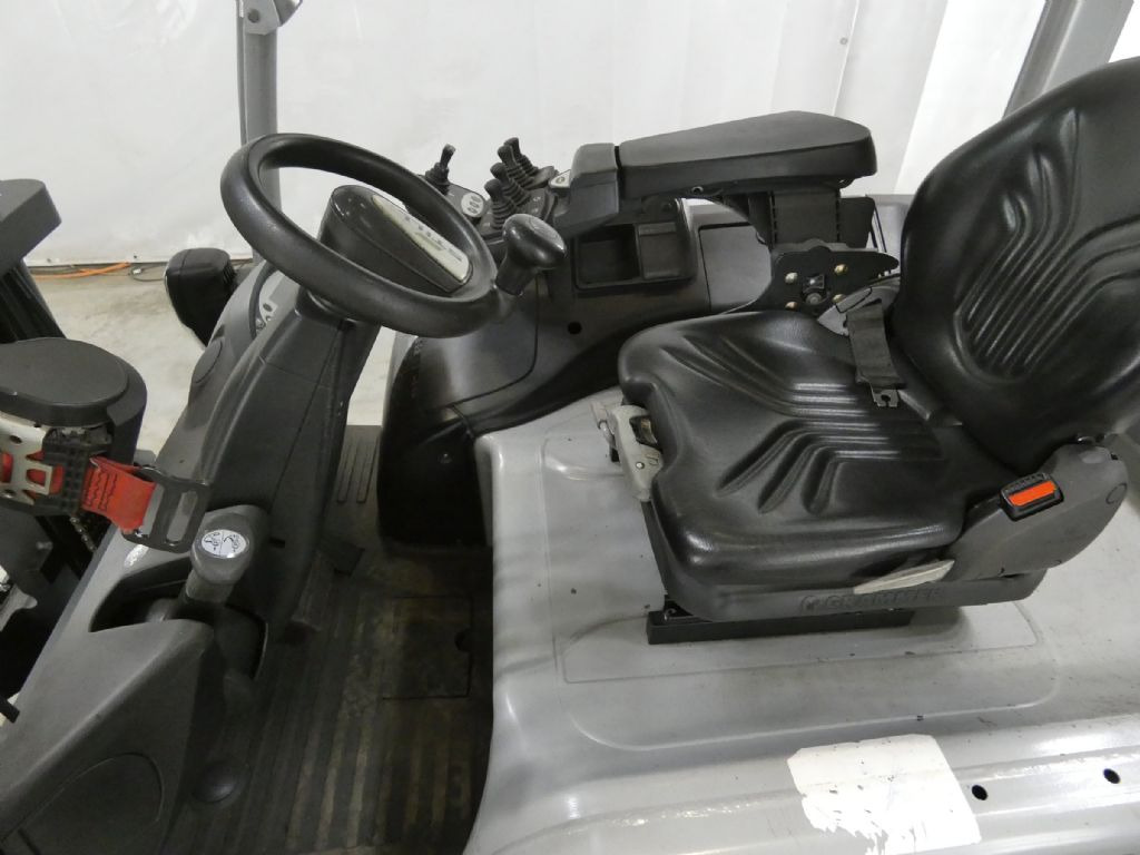 STILL RX60-50/600 - Electric forklift: picture 3 STILL RX60-50/600 - Electric forklift: picture 3