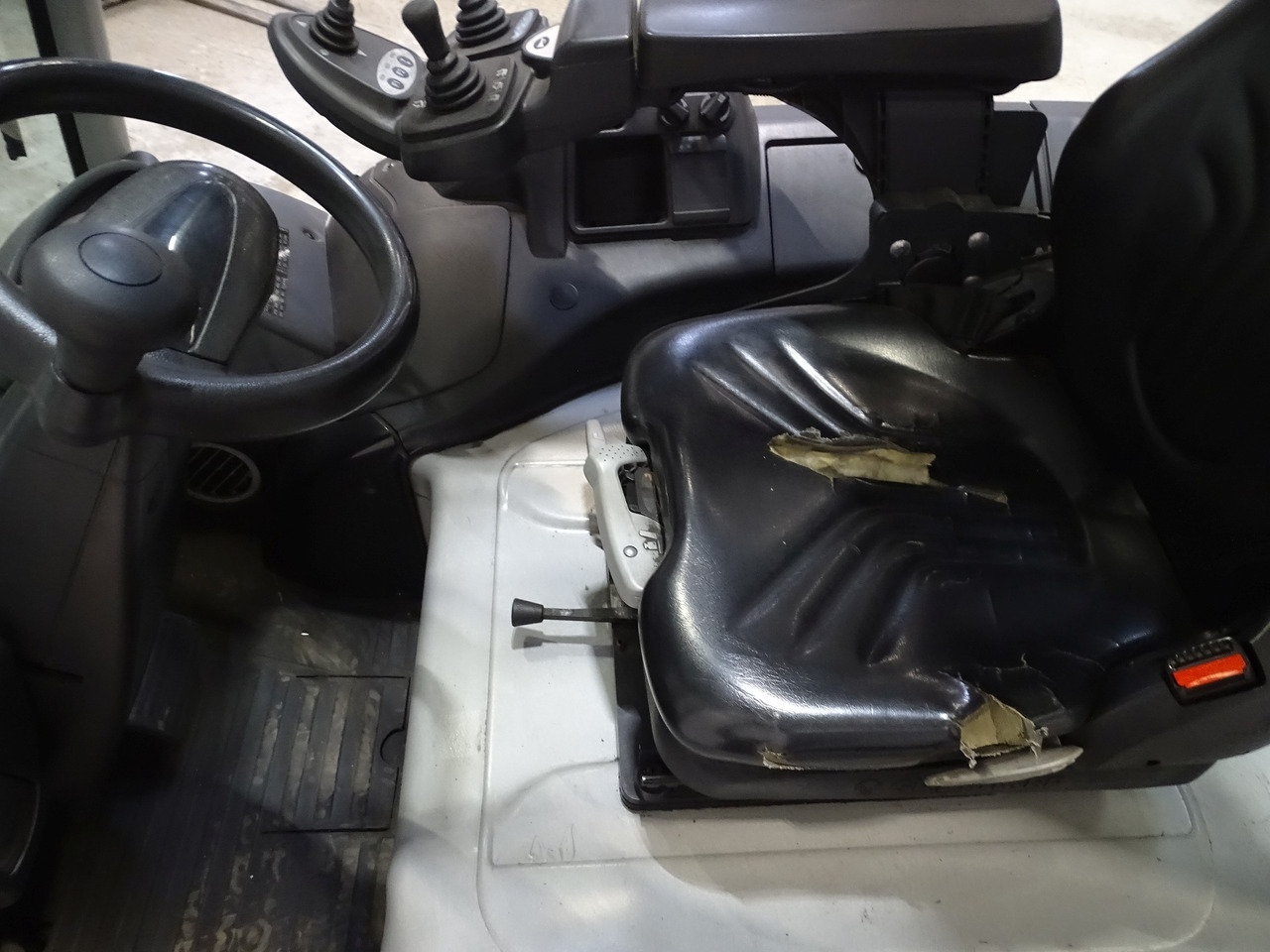 STILL RX60-50 - Electric forklift: picture 3 STILL RX60-50 - Electric forklift: picture 3