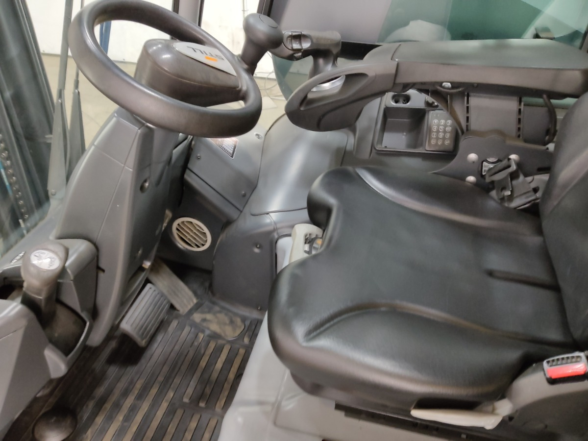 STILL RX60-50 - Electric forklift: picture 3 STILL RX60-50 - Electric forklift: picture 3