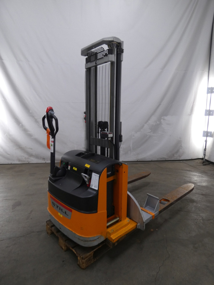 Still EGV14 - Stacker: picture 2 Still EGV14 - Stacker: picture 2