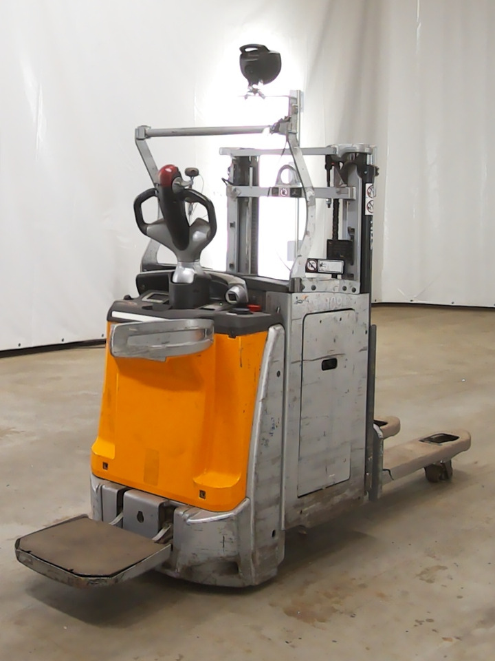 Still EXD-SF20 - Stacker: picture 2 Still EXD-SF20 - Stacker: picture 2