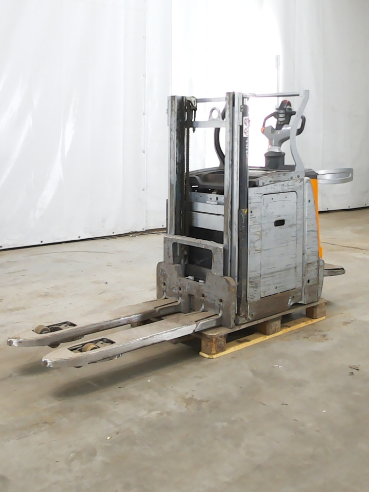 Still EXD-SF20 - Stacker: picture 1 Still EXD-SF20 - Stacker: picture 1