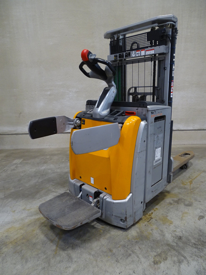 Still EXV-SF16D - Stacker: picture 2 Still EXV-SF16D - Stacker: picture 2