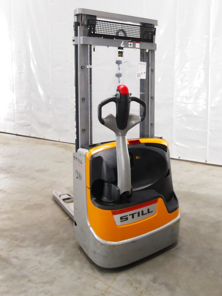 Stacker Still EXV10: picture 1