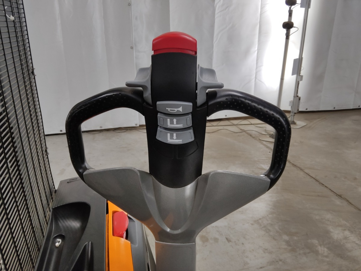 Still EXV10 - Stacker: picture 3 Still EXV10 - Stacker: picture 3