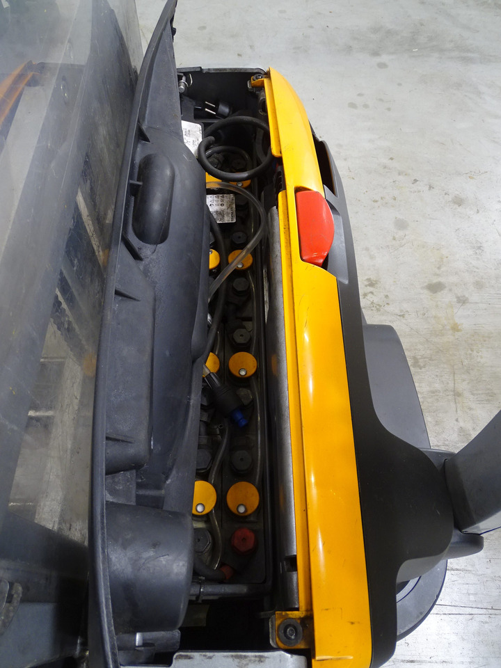 Still EXV12 - Stacker: picture 4 Still EXV12 - Stacker: picture 4