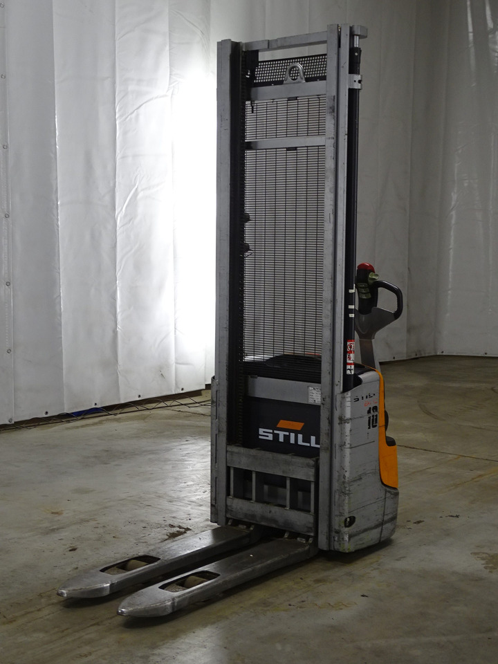 Still EXV12 - Stacker: picture 1 Still EXV12 - Stacker: picture 1