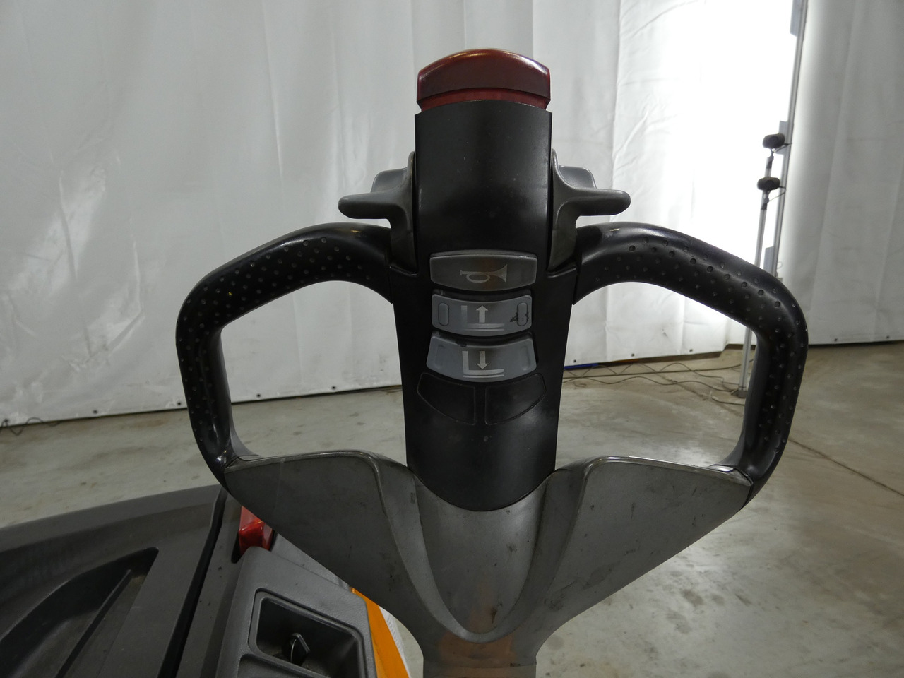 Still EXV14 - Stacker: picture 3 Still EXV14 - Stacker: picture 3