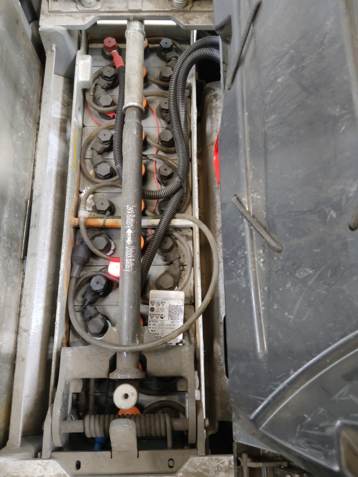 Still EXV16 - Stacker: picture 4 Still EXV16 - Stacker: picture 4