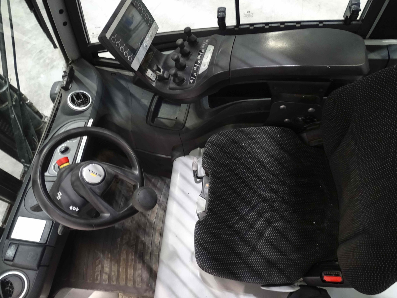 Still RX60-30L - Electric forklift: picture 3 Still RX60-30L - Electric forklift: picture 3
