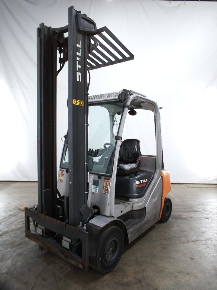 Diesel forklift Still RX70-25: picture 1