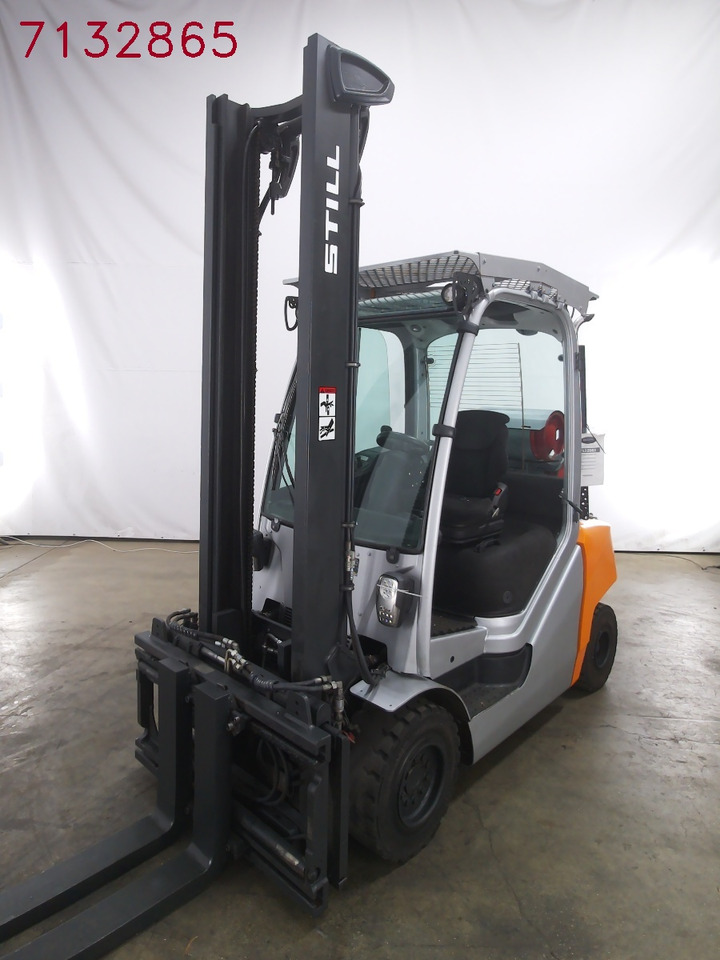 Still RX70-35T - Forklift: picture 1 Still RX70-35T - Forklift: picture 1