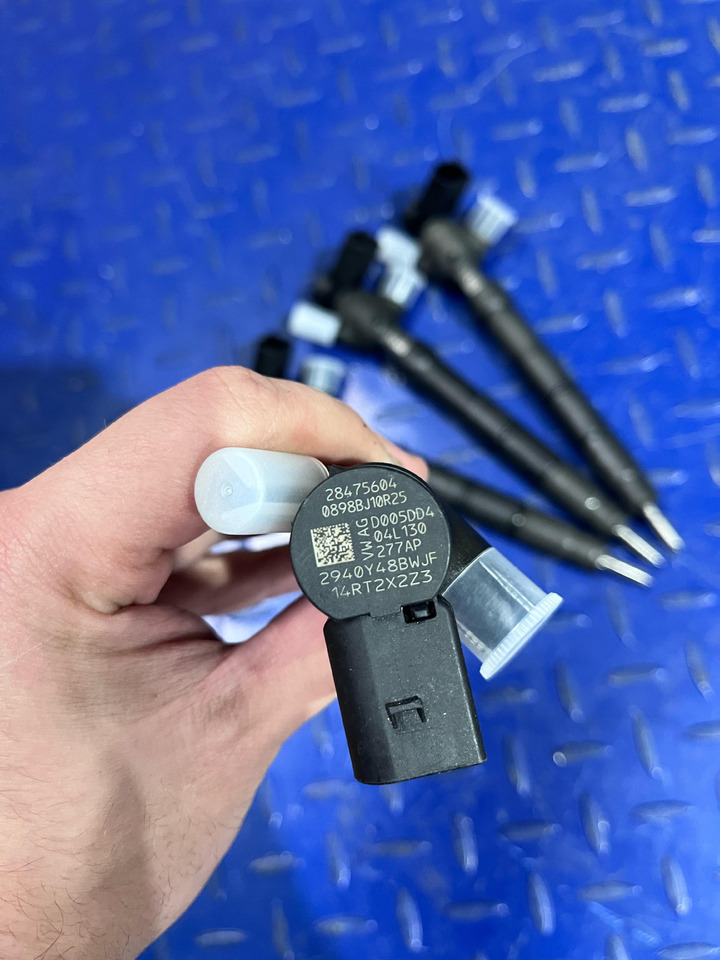 DELPHI 28475604 VW MAN 2.0L - Injector: picture 3 DELPHI 28475604 VW MAN 2.0L - Injector: picture 3