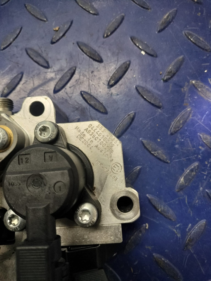 MERCEDES-BENZ Atego 2015 om934 fuel metering unit A9360700255 A9360700255 - Fuel pump for Truck: picture 3 MERCEDES-BENZ Atego 2015 om934 fuel metering unit A9360700255 A9360700255 - Fuel pump for Truck: picture 3