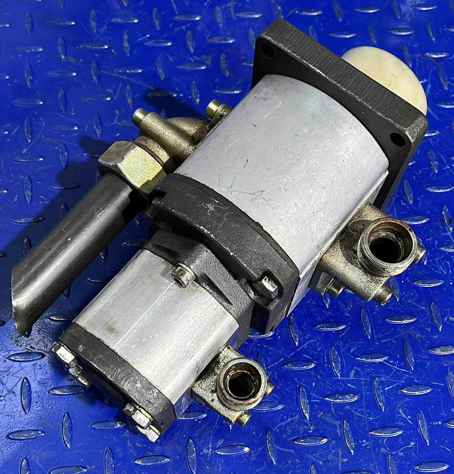 REXROTH BOSCH Hydraulic Pump 0510768007(1517222311) - Hydraulic pump: picture 2 REXROTH BOSCH Hydraulic Pump 0510768007(1517222311) - Hydraulic pump: picture 2