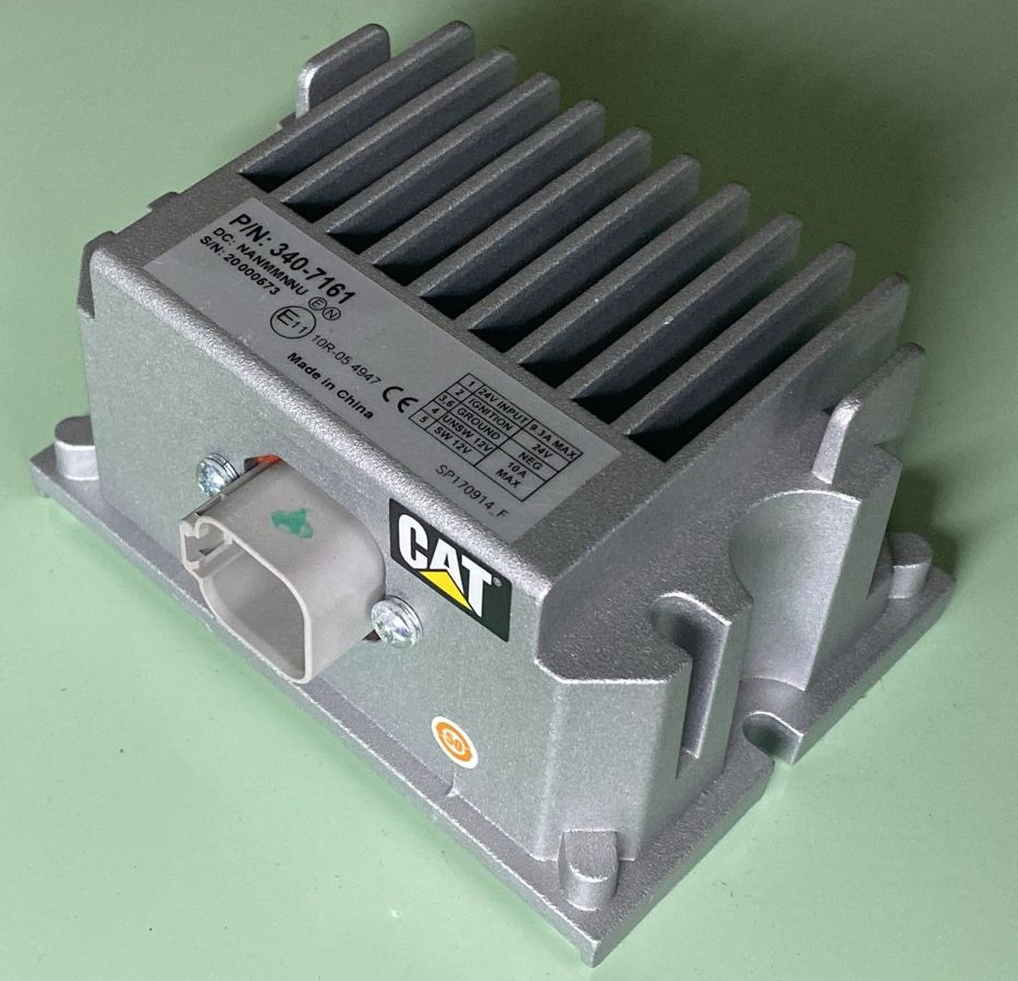 CATERPILLAR 340-7161 24 Volt to 12 Volt Power Converter - Spare parts for Excavator: picture 3 CATERPILLAR 340-7161 24 Volt to 12 Volt Power Converter - Spare parts for Excavator: picture 3