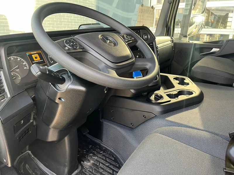 Mercedes-Benz Arocs 3340 A 6x6 Chassis cabin leasing Mercedes-Benz Arocs 3340 A 6x6 Chassis cabin: picture 9