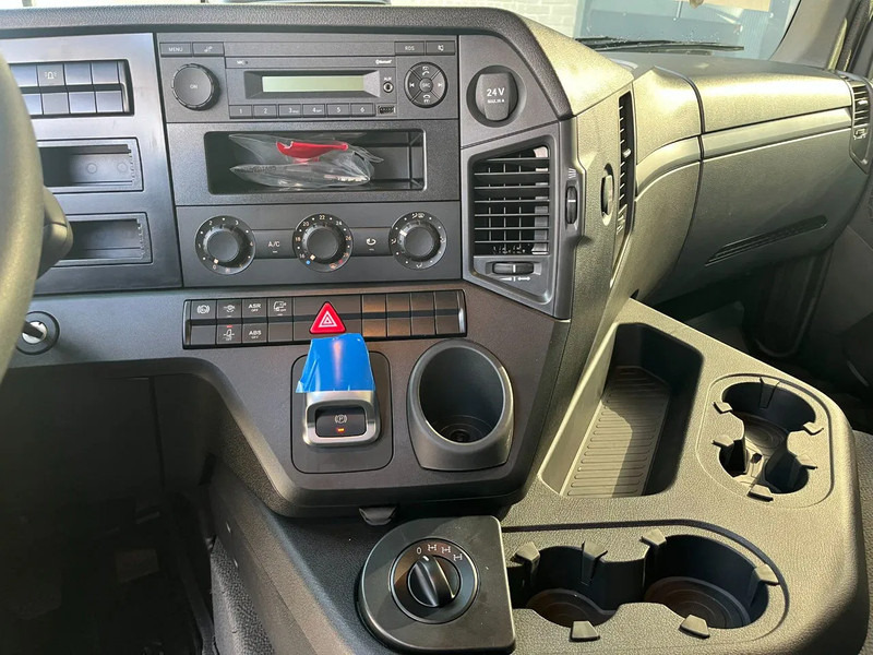 Mercedes-Benz Arocs 3340 A 6x6 Chassis cabin leasing Mercedes-Benz Arocs 3340 A 6x6 Chassis cabin: picture 11