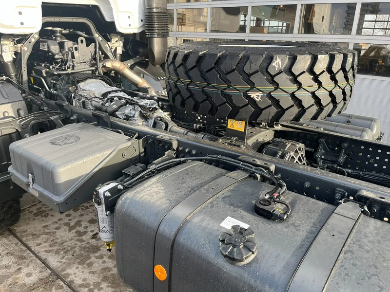 Mercedes-Benz Arocs 3340 A 6x6 Chassis cabin leasing Mercedes-Benz Arocs 3340 A 6x6 Chassis cabin: picture 15