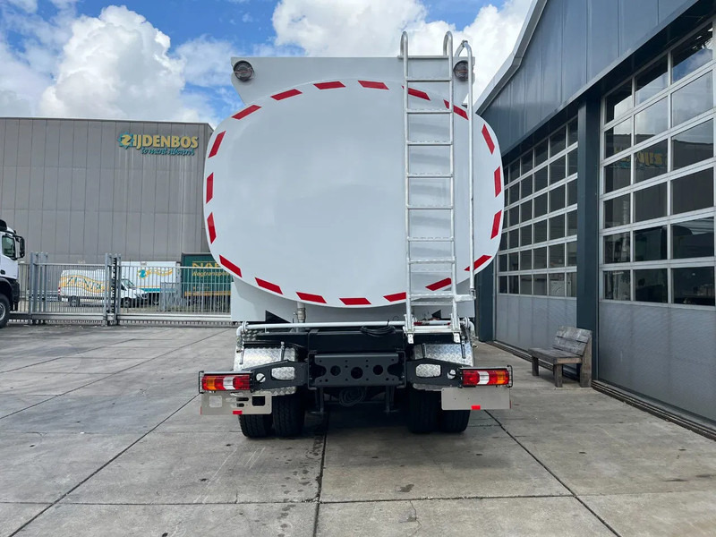 Mercedes-Benz Arocs 4040 6x6 Water Tank Truck - Tanker truck: picture 4 Mercedes-Benz Arocs 4040 6x6 Water Tank Truck - Tanker truck: picture 4