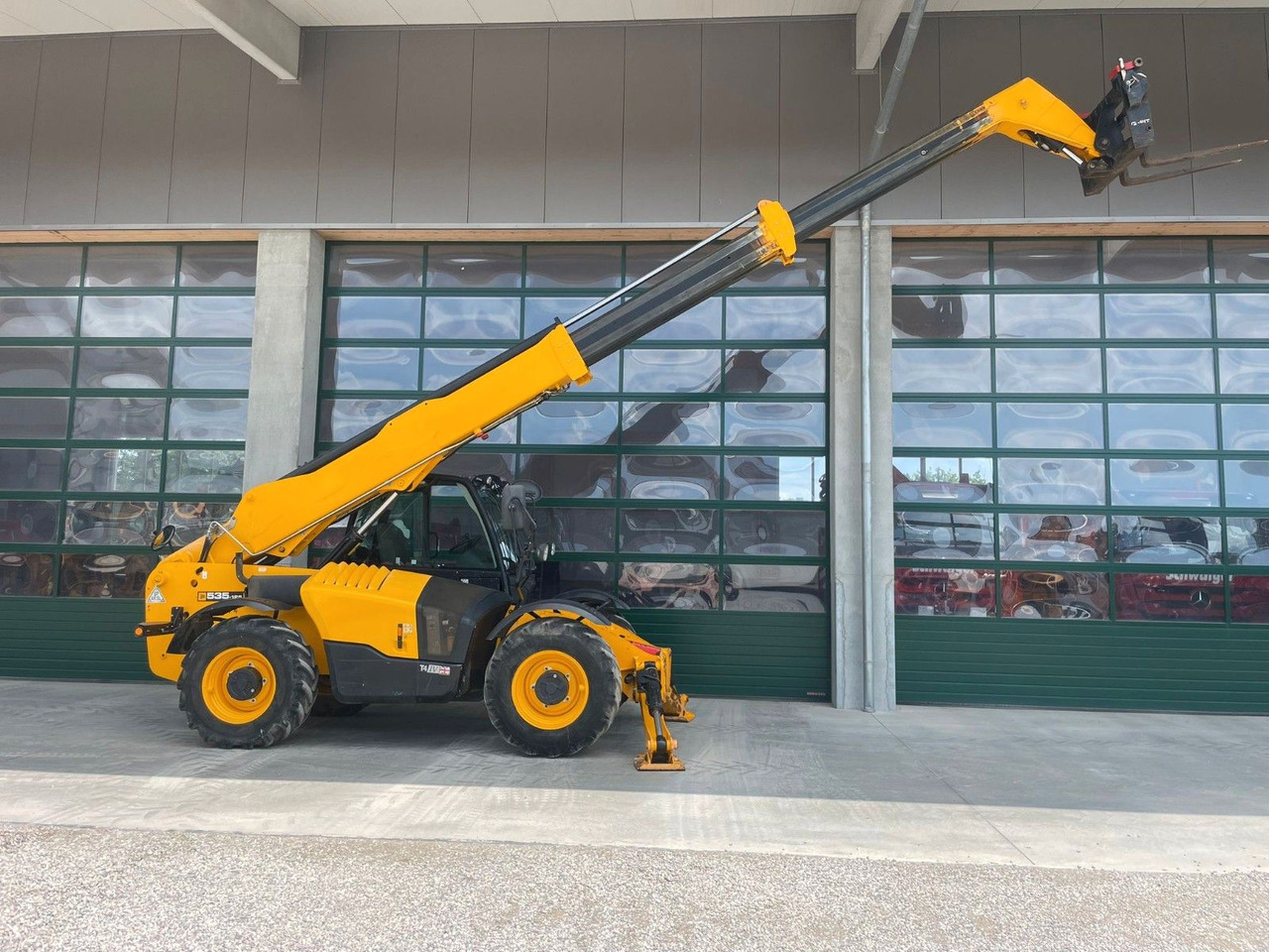 JCB 535-125 - Telescopic handler: picture 4 JCB 535-125 - Telescopic handler: picture 4