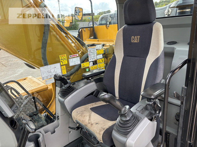 Crawler excavator Cat 320FL: picture 13