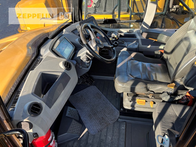 Articulated dumper Cat 725-04A: picture 15