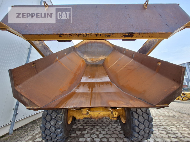 Cat 735B - Articulated dumper: picture 5 Cat 735B - Articulated dumper: picture 5