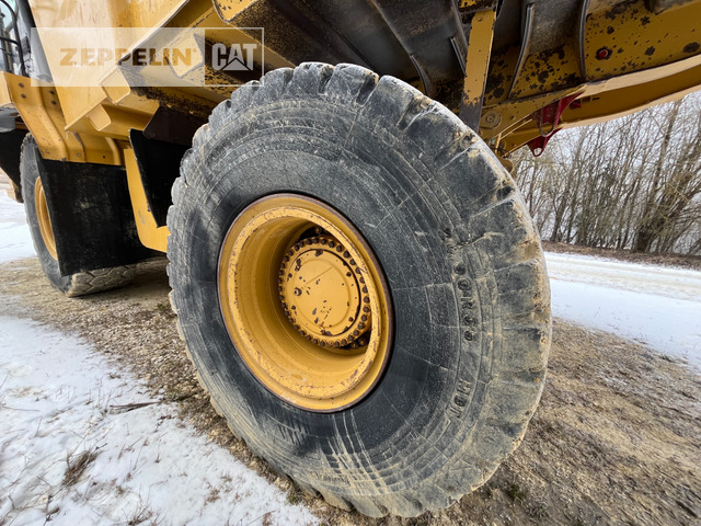 Rigid dumper/ Rock truck Cat 775G: picture 11