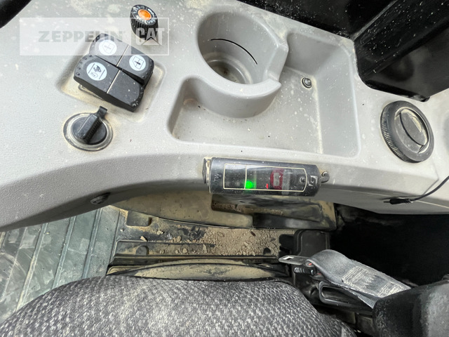 Rigid dumper/ Rock truck Cat 775G: picture 44