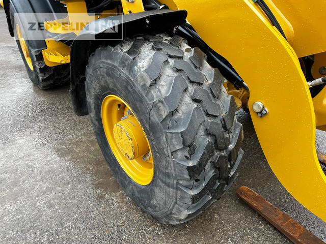 Wheel loader Cat 907M: picture 15