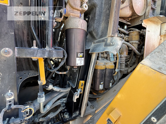 Wheel loader Cat 972MXE: picture 13